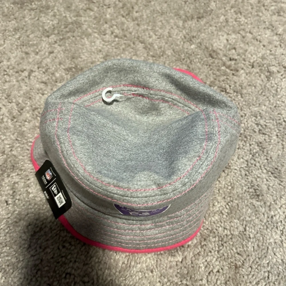 Las Vegas Raiders New Era Toddler Girls Grey/Pink Bucket Hat NWT